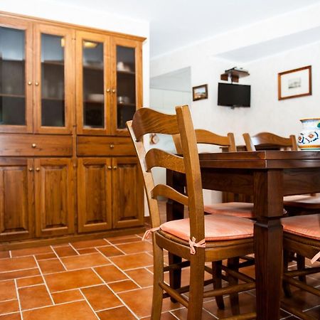 Casa Vacanza La Piazza Orvinio Kültér fotó